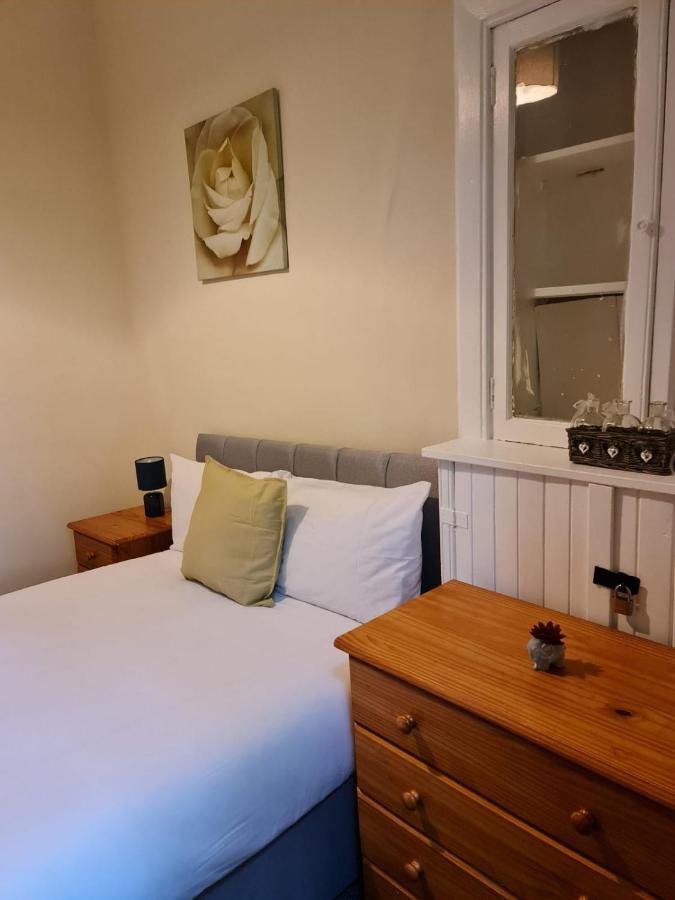 Cathcart Place Rooms เอดินบะระ ภายนอก รูปภาพ