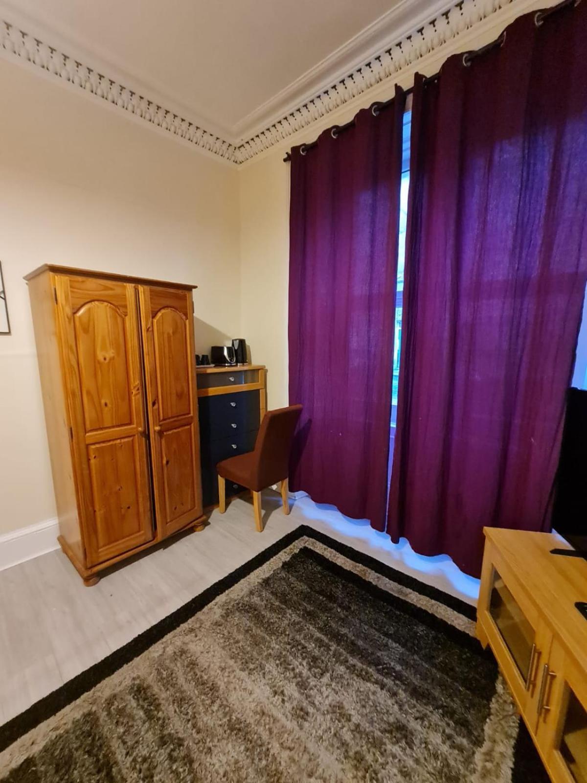 Cathcart Place Rooms เอดินบะระ ภายนอก รูปภาพ